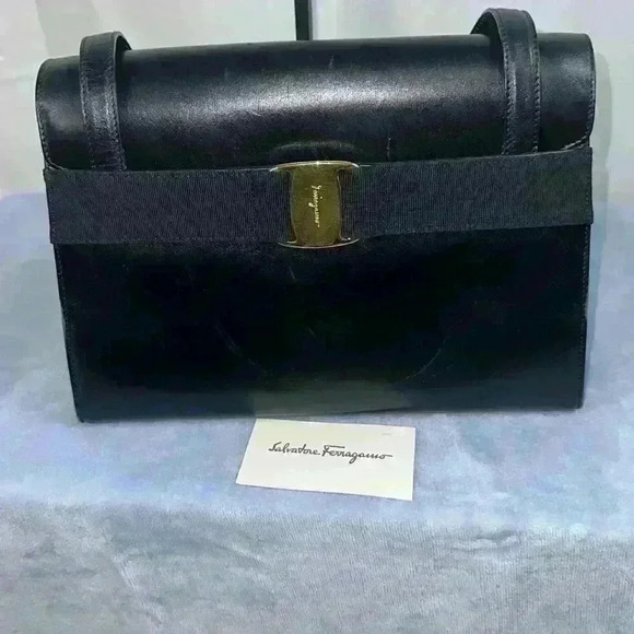 Salvatore Ferragamo Shoulder Bag - Picture 11 of 11